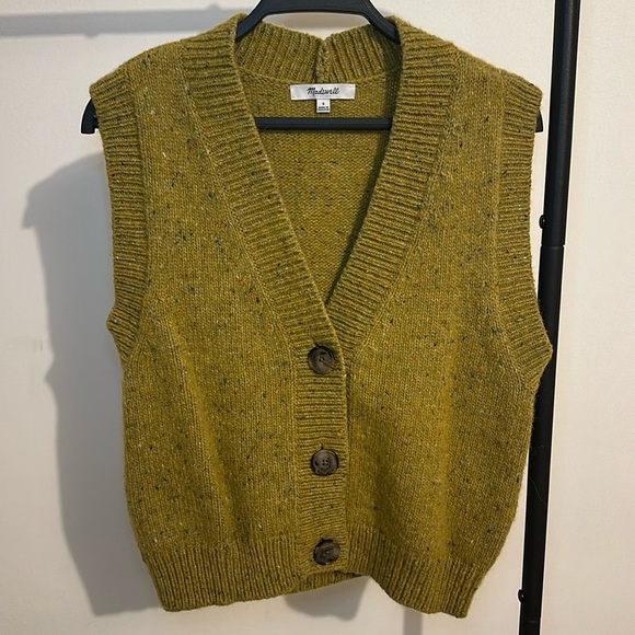 Madewell Sweaters - Madewell Sweater Vest, size small.